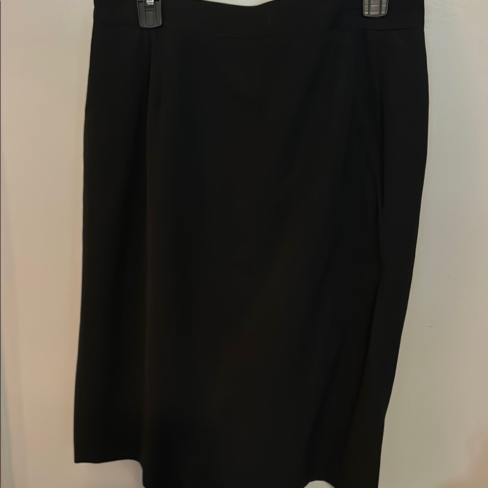 Elegant Black Women's Skirt